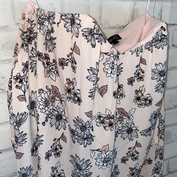 NWOT Dee Elly floral off shoulder blouse - Picture 4 of 5